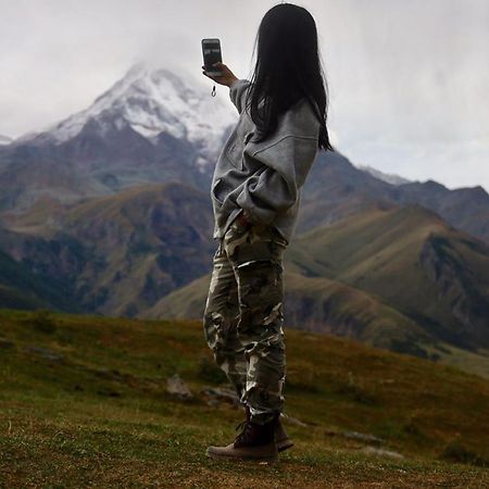Veriko'S Guest Hause Kazbegi Eksteriør billede