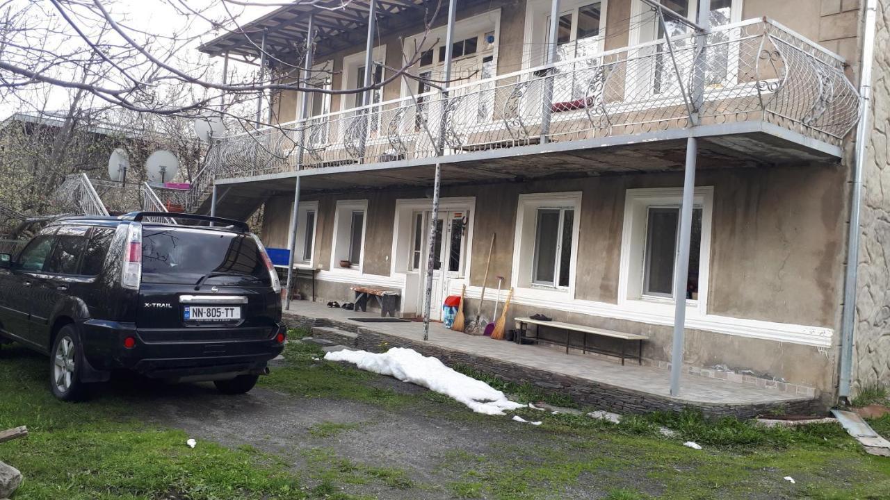 Veriko'S Guest Hause Kazbegi Eksteriør billede