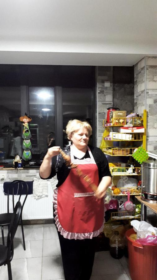 Veriko'S Guest Hause Kazbegi Eksteriør billede